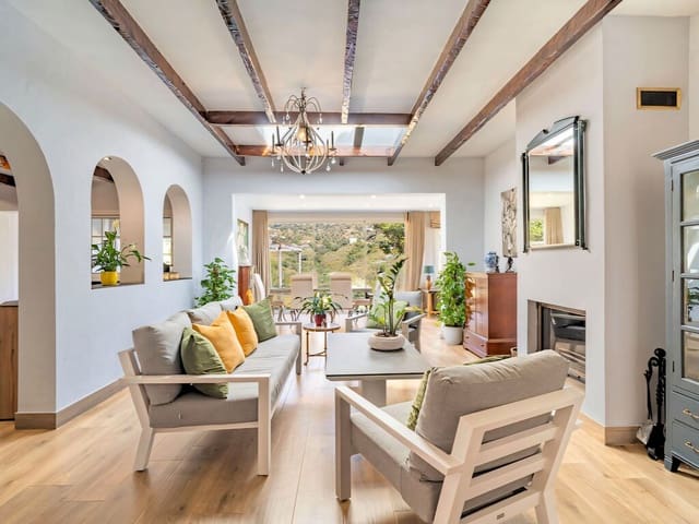 3 sovrum Villa till salu i Mijas med pool garage - 950 000 € (Ref: 9770341)