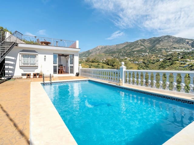 3 sovrum Villa till salu i Mijas med pool garage - 950 000 € (Ref: 9770341)