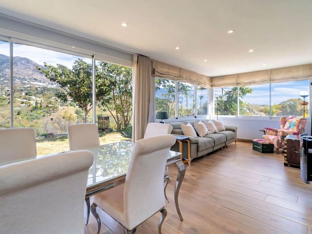 3 sovrum Villa till salu i Mijas med pool garage - 950 000 € (Ref: 9770341)