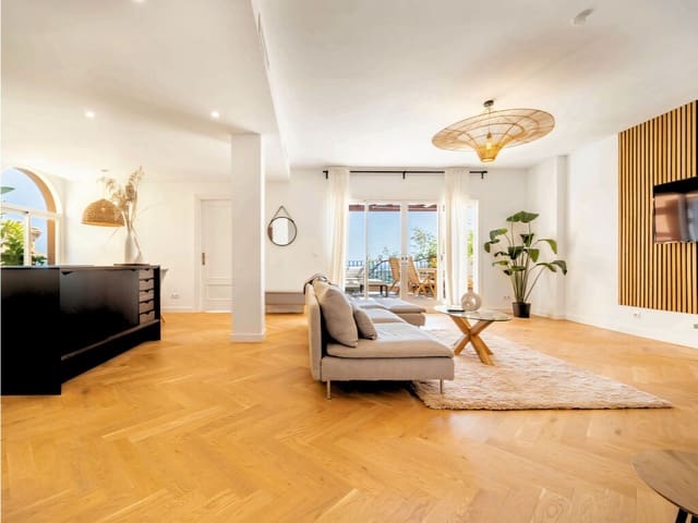 3 quarto Penthouse para venda em Nueva Andalucia, Marbella com piscina garagem - 1 123 000 € (Ref: 9772777)