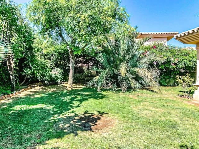 4 makuuhuone Omakotitalo myytävänä paikassa Riviera del Sol, Mijas mukana uima-altaan 
autotalli - 660 000 € (Ref: 9772778)