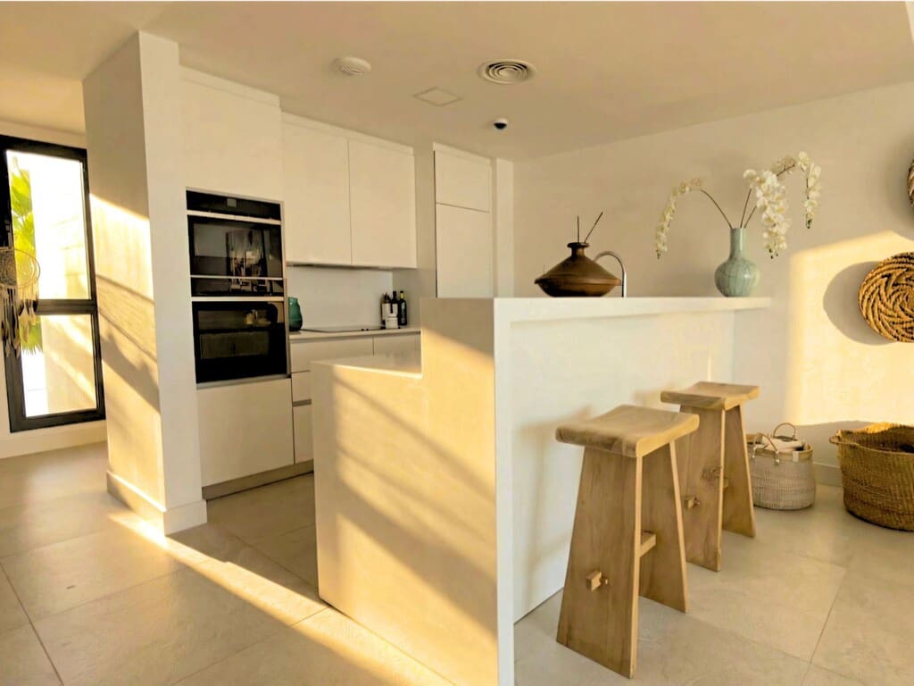 3 soverom Penthouse til salgs i Marbella med svømmebasseng garasje - € 1 350 000 (Ref: 9772779)