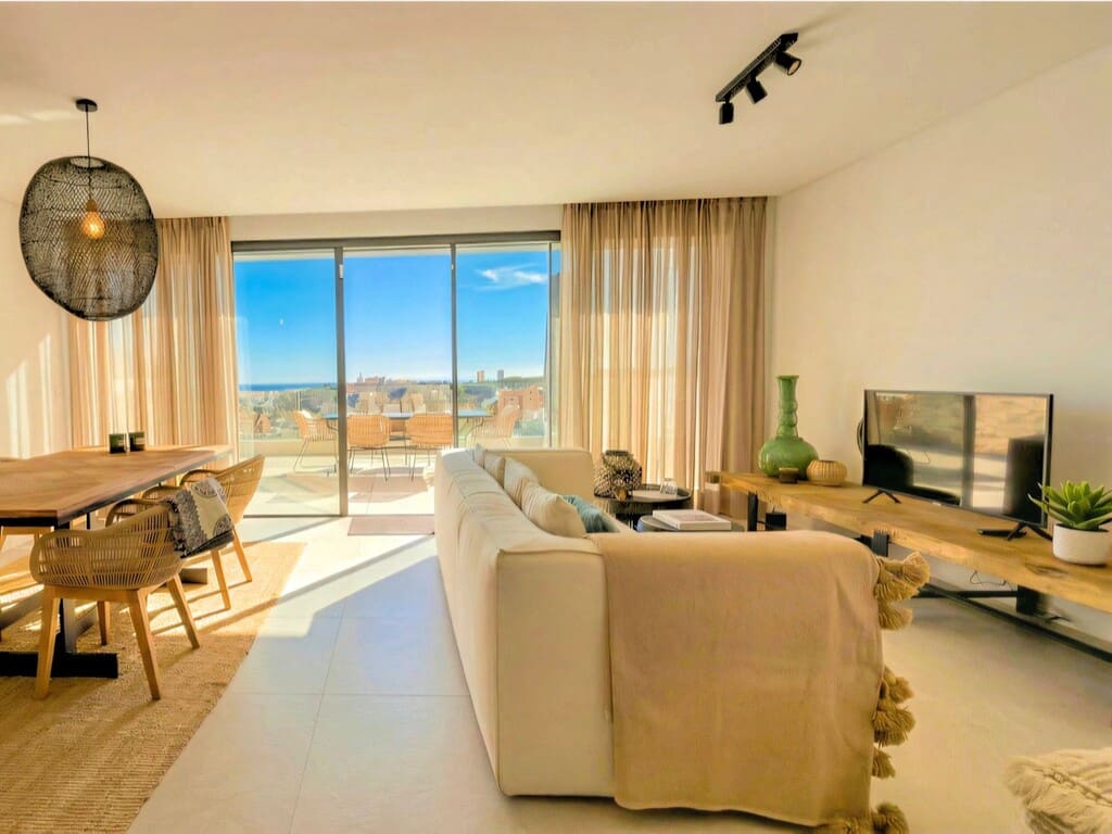 3 soverom Penthouse til salgs i Marbella med svømmebasseng garasje - € 1 350 000 (Ref: 9772779)