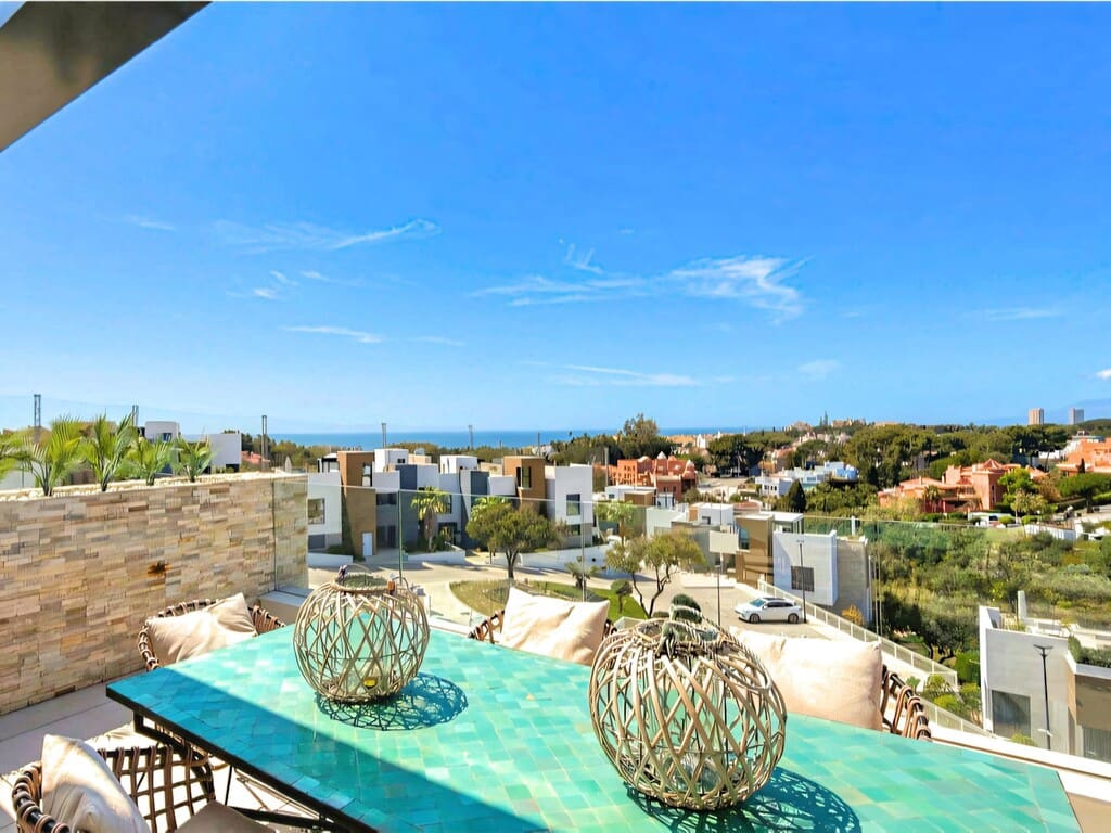 3 soverom Penthouse til salgs i Marbella med svømmebasseng garasje - € 1 350 000 (Ref: 9772779)