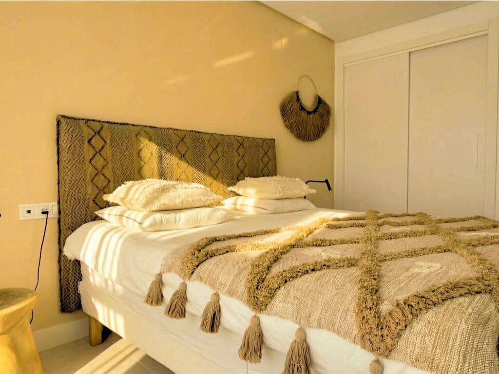 3 soverom Penthouse til salgs i Marbella med svømmebasseng garasje - € 1 350 000 (Ref: 9772779)