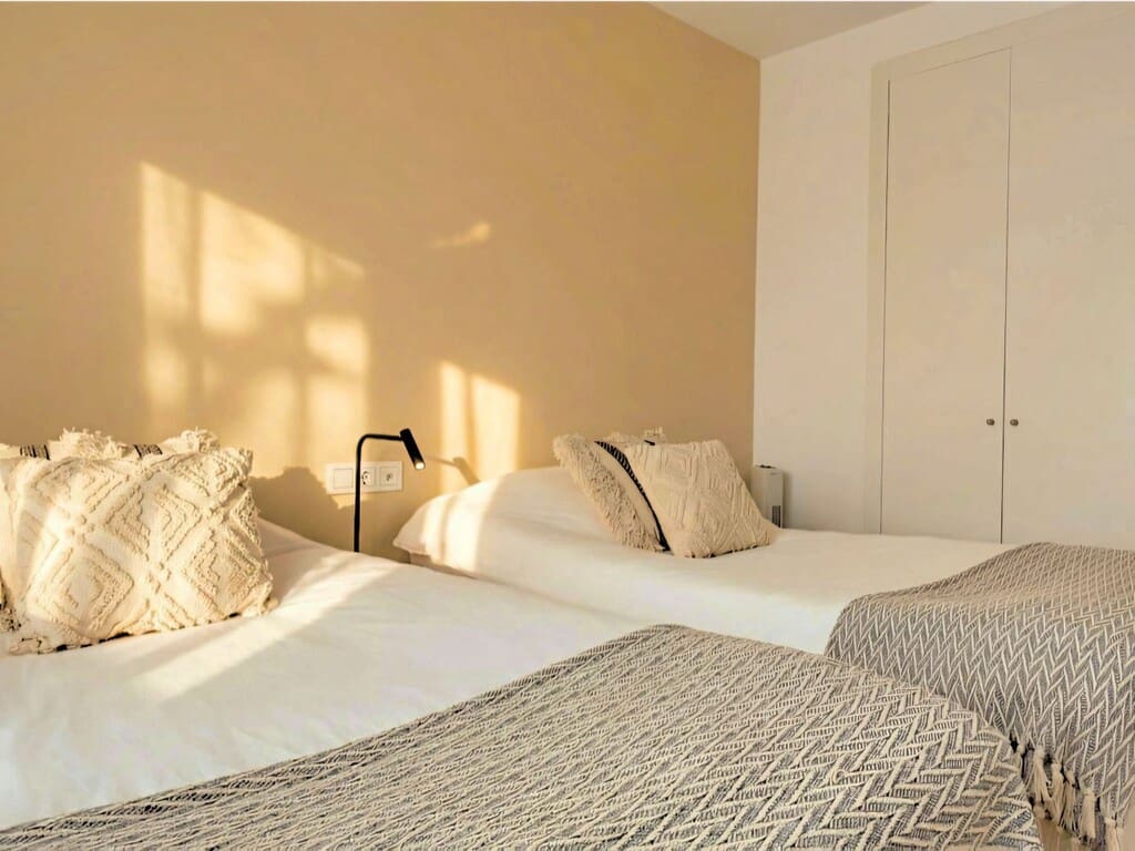 3 soverom Penthouse til salgs i Marbella med svømmebasseng garasje - € 1 350 000 (Ref: 9772779)