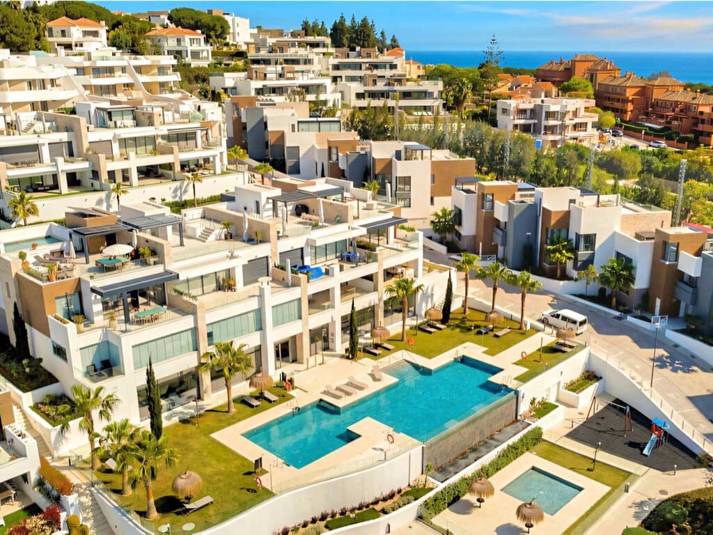 3 soverom Penthouse til salgs i Marbella med svømmebasseng garasje - € 1 350 000 (Ref: 9772779)