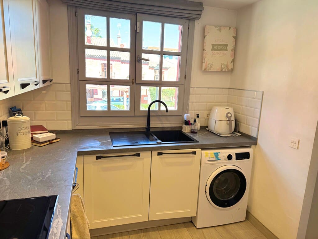 3 camera da letto Casa in vendita in Estepona con piscina garage - 549.000 € (Rif: 9777736)