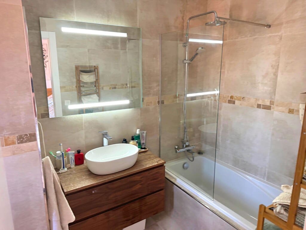 3 camera da letto Casa in vendita in Estepona con piscina garage - 549.000 € (Rif: 9777736)