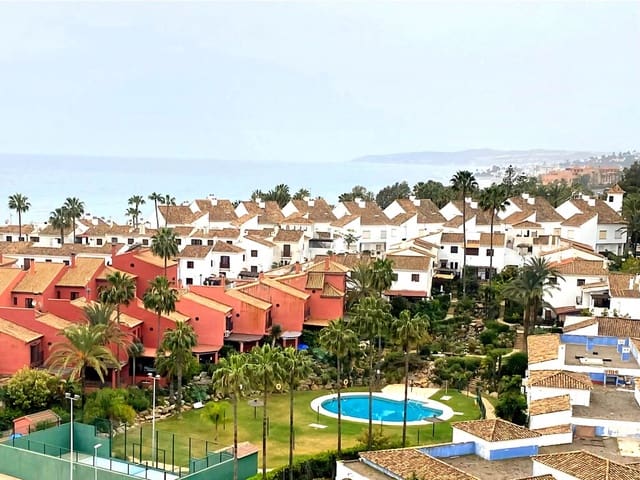 3 camera da letto Casa in vendita in Estepona con piscina garage - 549.000 € (Rif: 9777736)