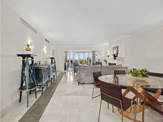 2 makuuhuone Huoneisto myytävänä paikassa Monte Halcones, Benahavís mukana uima-altaan 
autotalli - 650 000 € (Ref: 9780236)