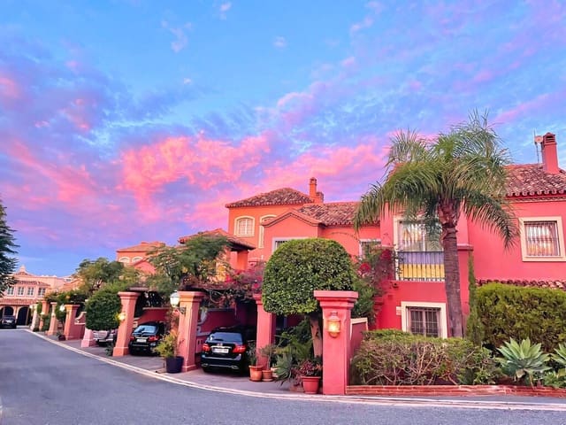 2 makuuhuone Huoneisto myytävänä paikassa Monte Halcones, Benahavís mukana uima-altaan 
autotalli - 650 000 € (Ref: 9780236)