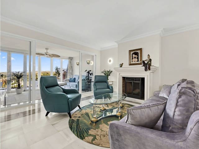 2 makuuhuone Huoneisto myytävänä paikassa Monte Halcones, Benahavís mukana uima-altaan 
autotalli - 650 000 € (Ref: 9780236)