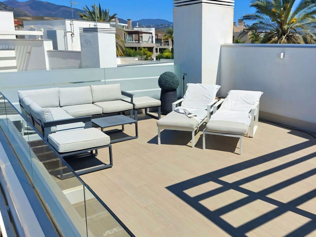 Ático de 2 habitaciones en Cancelada en venta con piscina garaje - 550.000 € (Ref: 9783617)