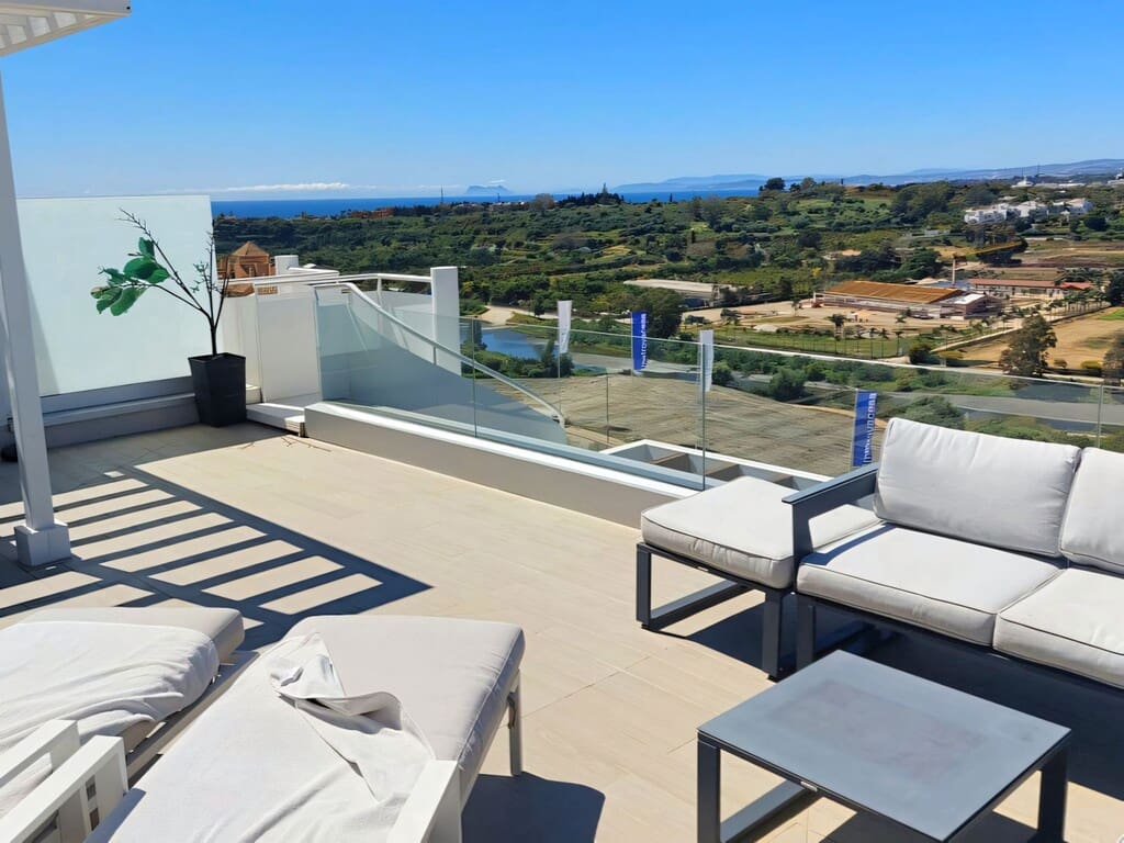 Ático de 2 habitaciones en Cancelada en venta con piscina garaje - 550.000 € (Ref: 9783617)