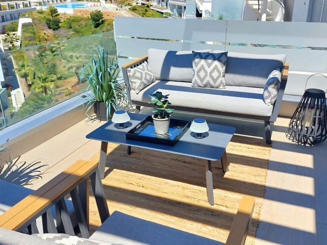 Ático de 2 habitaciones en Cancelada, Estepona en venta con piscina garaje - 550.000 € (Ref: 9783617)