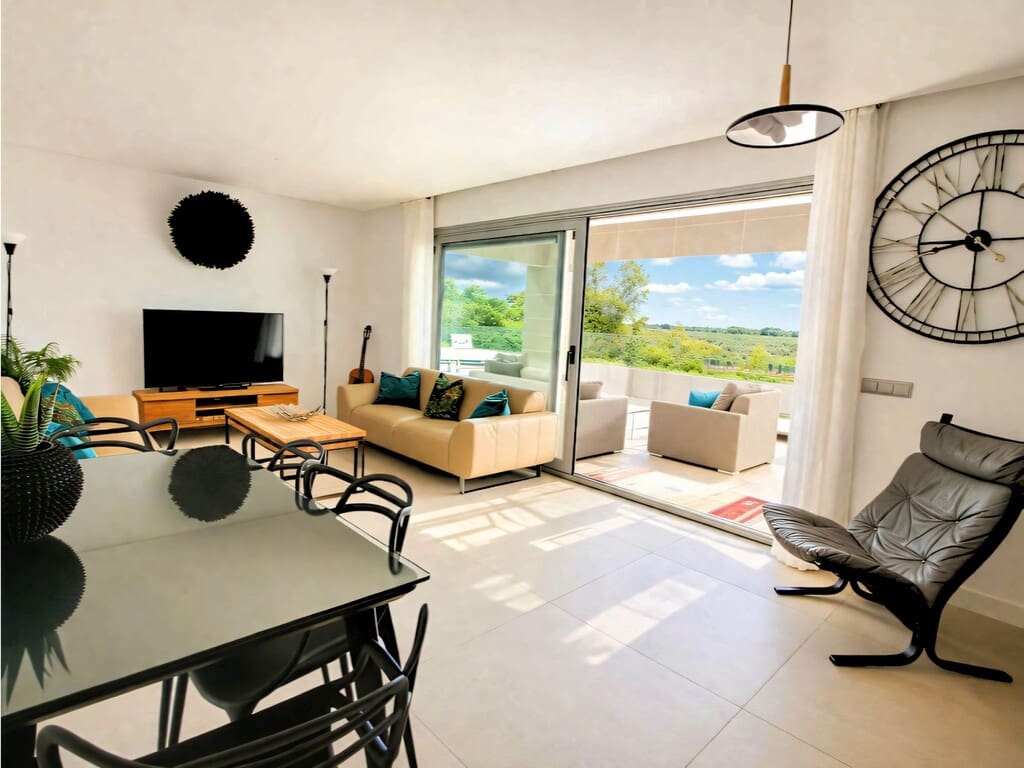 3 chambre Appartement à vendre à La Cala de Mijas avec piscine garage - 595 000 € (Ref: 9784091)