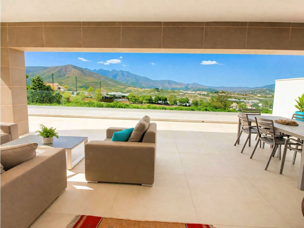 3 chambre Appartement à vendre à La Cala de Mijas avec piscine garage - 595 000 € (Ref: 9784091)