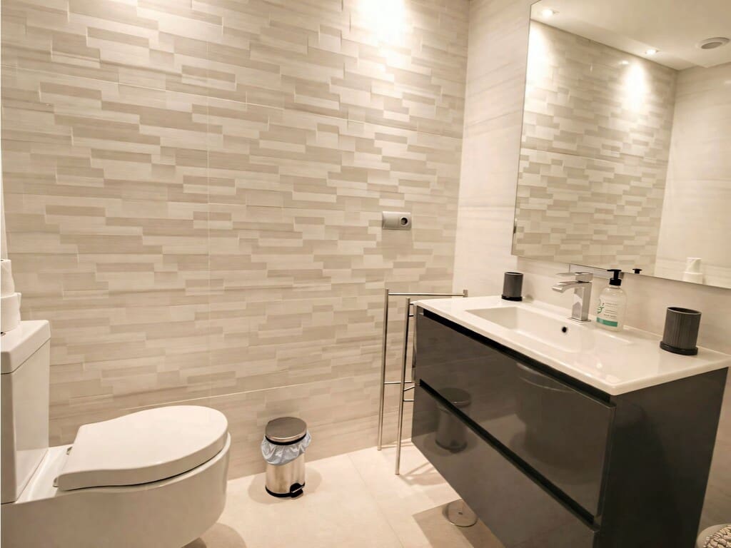 3 chambre Appartement à vendre à La Cala de Mijas avec piscine garage - 595 000 € (Ref: 9784091)