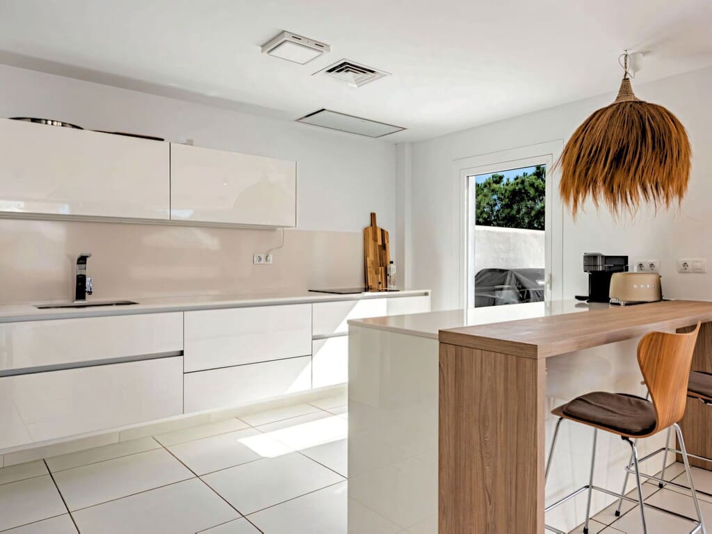 4 Zimmer Villa zu verkaufen in Benalmadena mit Pool Garage - 1.149.000 € (Ref: 9788188)