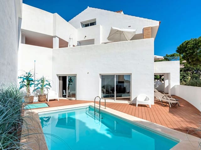 4 Zimmer Villa zu verkaufen in Benalmádena mit Pool Garage - 1.149.000 € (Ref: 9788188)