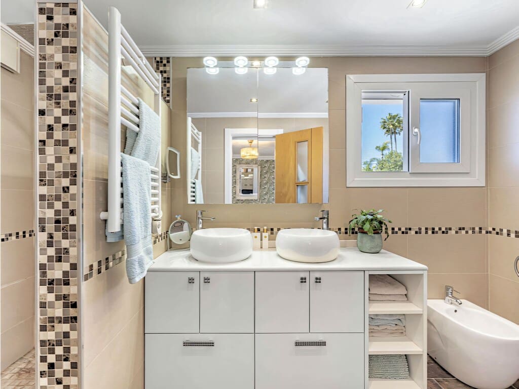 6 camera da letto Villa in vendita in Estepona con piscina garage - 1.550.000 € (Rif: 9788190)