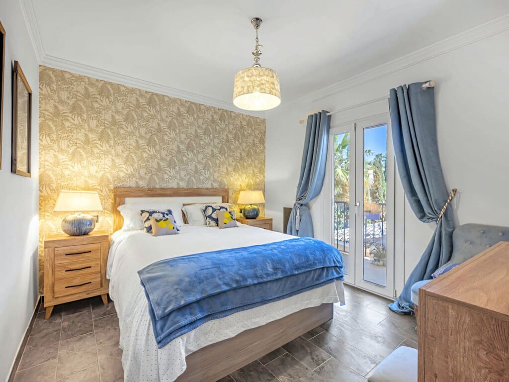 6 camera da letto Villa in vendita in Estepona con piscina garage - 1.550.000 € (Rif: 9788190)