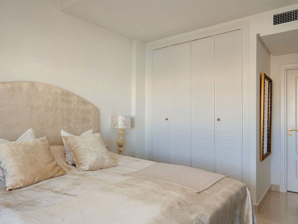 3 bedroom Penthouse for sale in Benalmadena with pool garage - € 1,975,000 (Ref: 9788191)