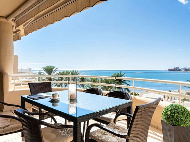 3 soverom Penthouse til salgs i Benalmádena med svømmebasseng garasje - € 1 975 000 (Ref: 9788191)
