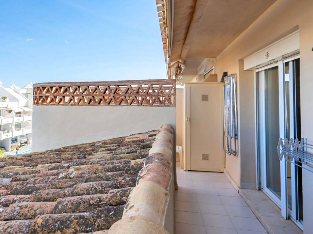 3 bedroom Penthouse for sale in Benalmadena with pool garage - € 1,975,000 (Ref: 9788191)