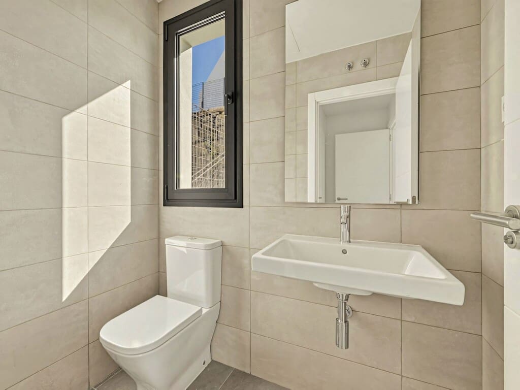 3 sovrum Semi-fristående Villa till salu i Riviera del Sol med pool garage - 649 000 € (Ref: 9788192)