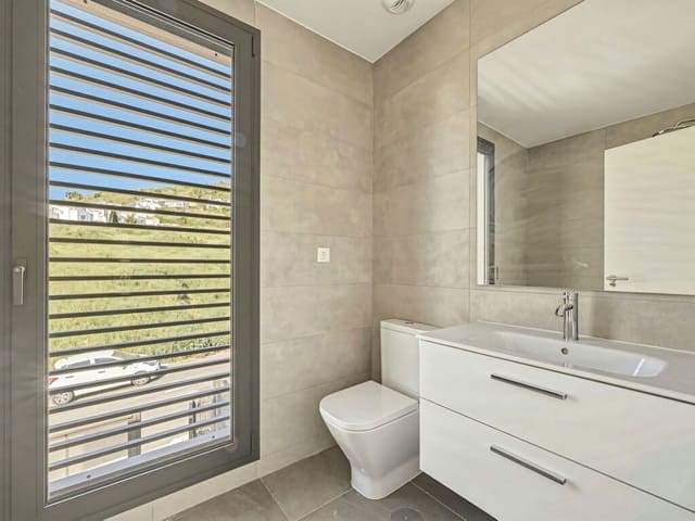 3 makuuhuone Paritalo myytävänä paikassa Riviera del Sol, Mijas mukana uima-altaan 
autotalli - 649 000 € (Ref: 9788192)