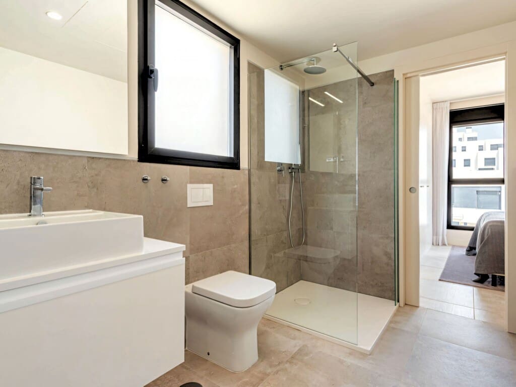 4 bedroom Apartment for sale in La Cala de Mijas with pool garage - € 935,000 (Ref: 9790770)