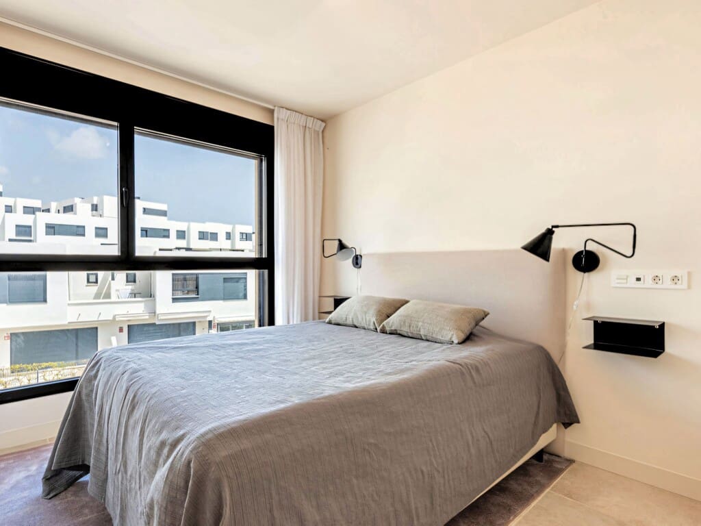 4 bedroom Apartment for sale in La Cala de Mijas with pool garage - € 935,000 (Ref: 9790770)