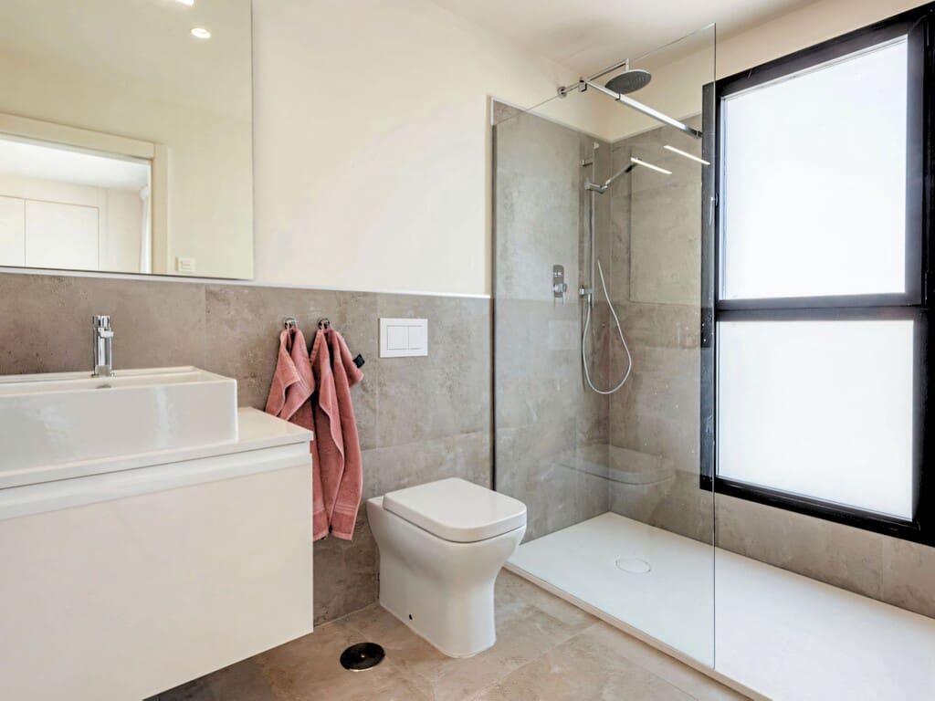 4 bedroom Apartment for sale in La Cala de Mijas with pool garage - € 935,000 (Ref: 9790770)