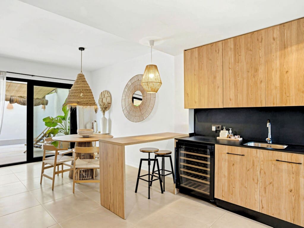 Maison de Ville à vendre à Atalaya-Isdabe avec piscine garage - 549 000 € (Ref: 9794271)