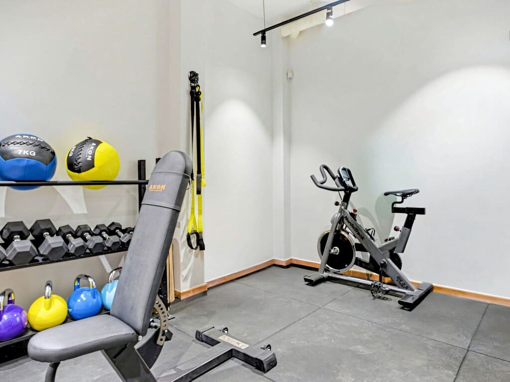 Maison de Ville à vendre à Atalaya-Isdabe avec piscine garage - 549 000 € (Ref: 9794271)