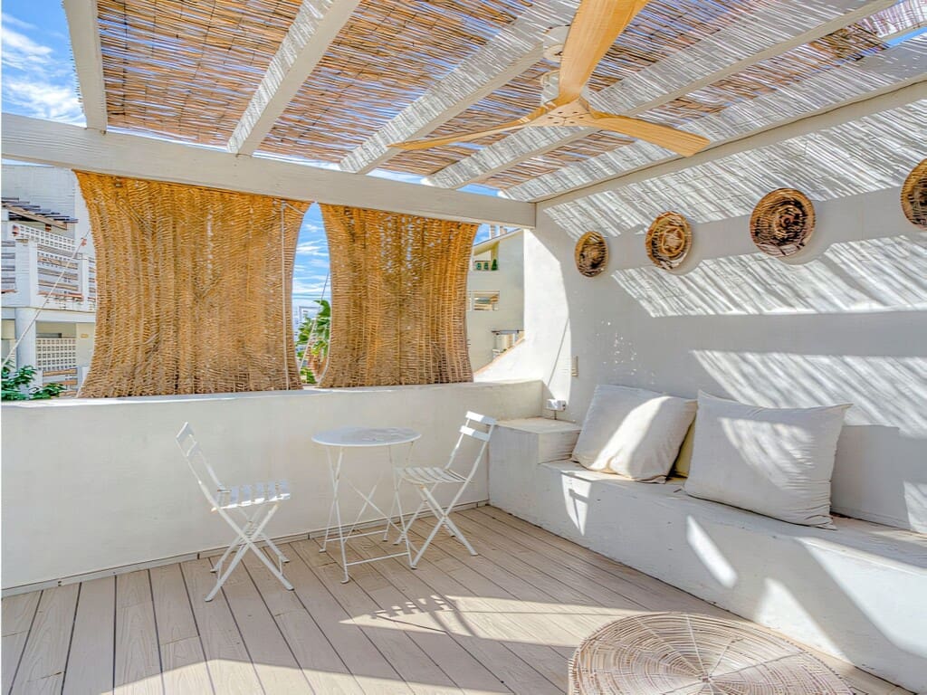 Maison de Ville à vendre à Atalaya-Isdabe avec piscine garage - 549 000 € (Ref: 9794271)