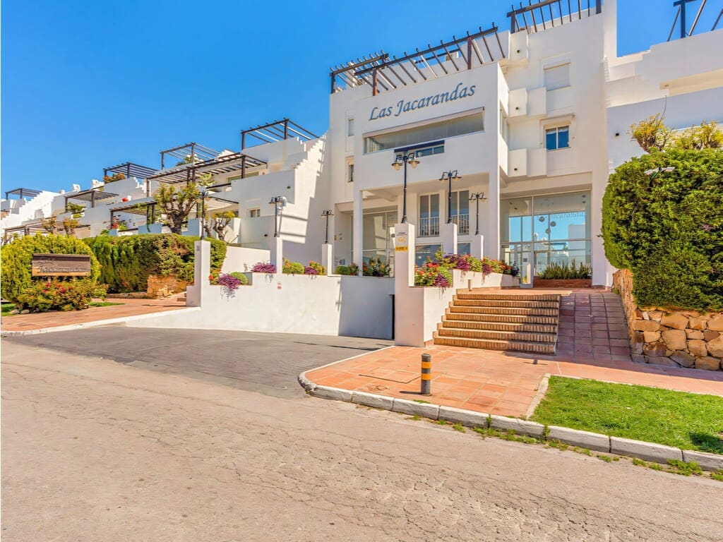 3 soverom Leilighet til salgs i Bel-Air med svømmebasseng garasje - € 645 000 (Ref: 9796145)