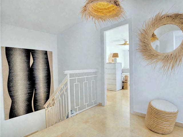 2 sovrum Semi-fristående Villa till salu i Mijas Costa, Mijas med pool garage - 695 000 € (Ref: 9800535)