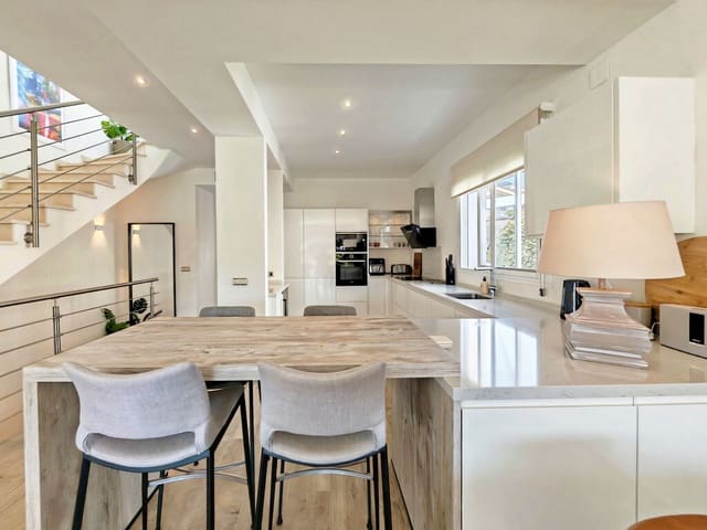 3 camera da letto Villetta Bifamiliare in vendita in Riviera del Sol, Mijas con piscina garage - 900.000 € (Rif: 9804070)