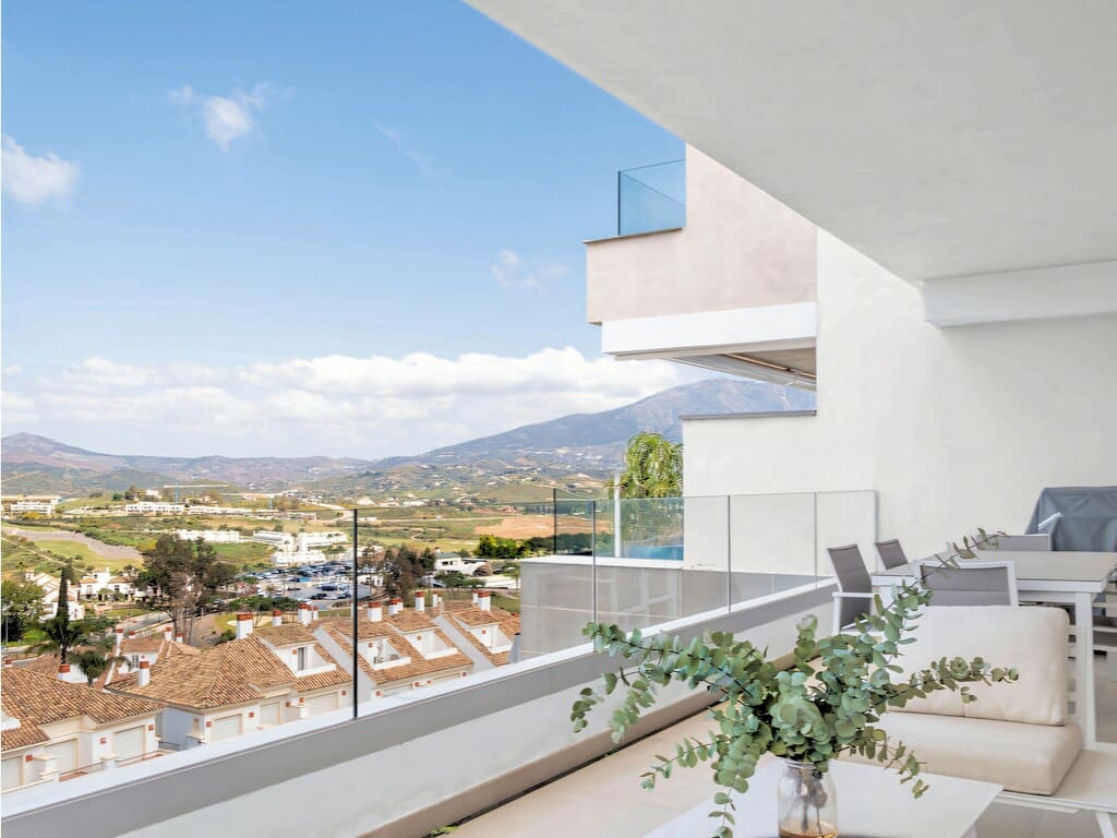 3 Zimmer Apartment zu verkaufen in La Cala de Mijas mit Pool Garage - 510.000 € (Ref: 9804071)