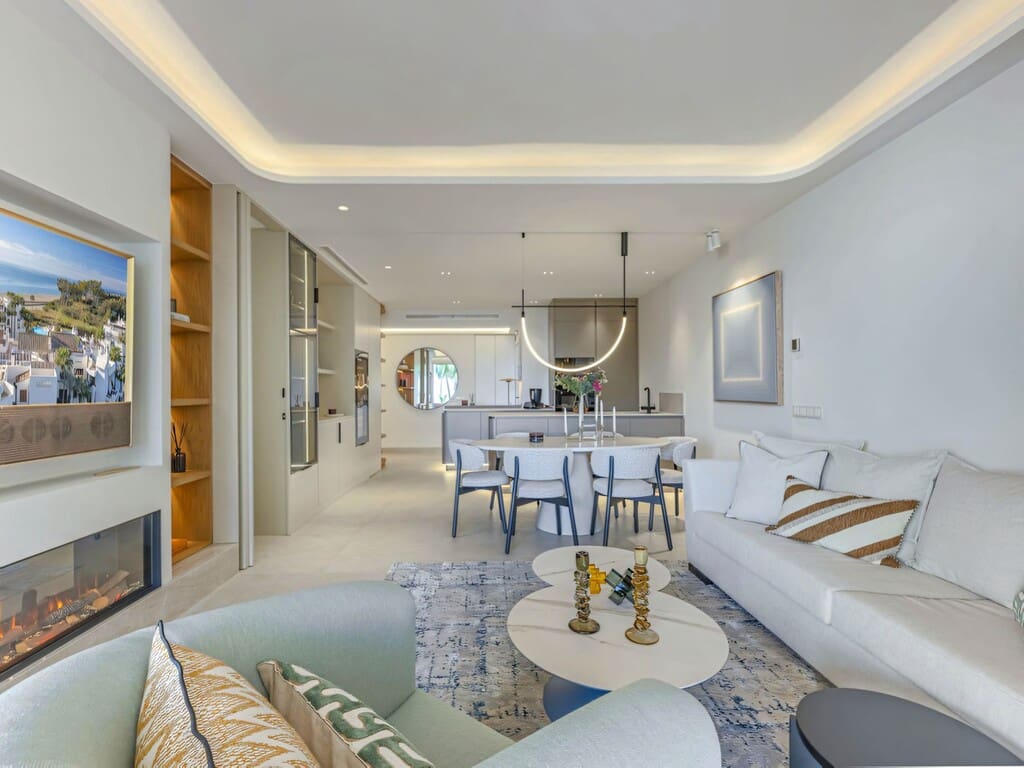 3 soveværelse Lejlighed til salg i New Golden Mile med swimmingpool garage - € 1.895.000 (Ref: 9804072)