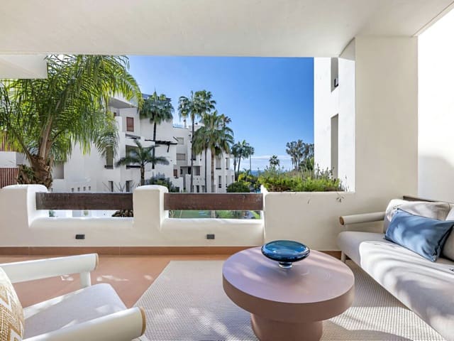 3 soveværelse Lejlighed til salg i New Golden Mile, Estepona med swimmingpool garage - € 1.895.000 (Ref: 9804072)