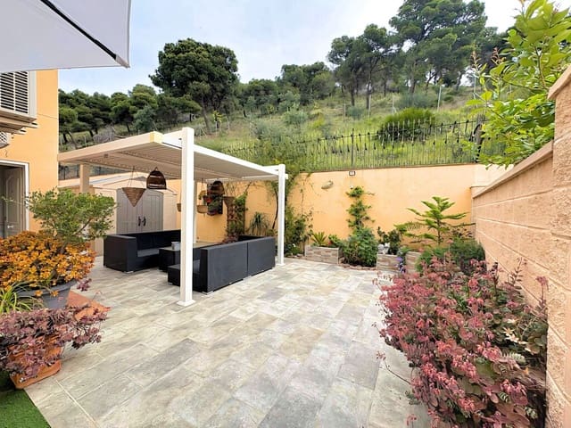 3 sypialnia Dom na sprzedaż w Mijas z basenem garażem - 515 000 € (Ref: 9804969)