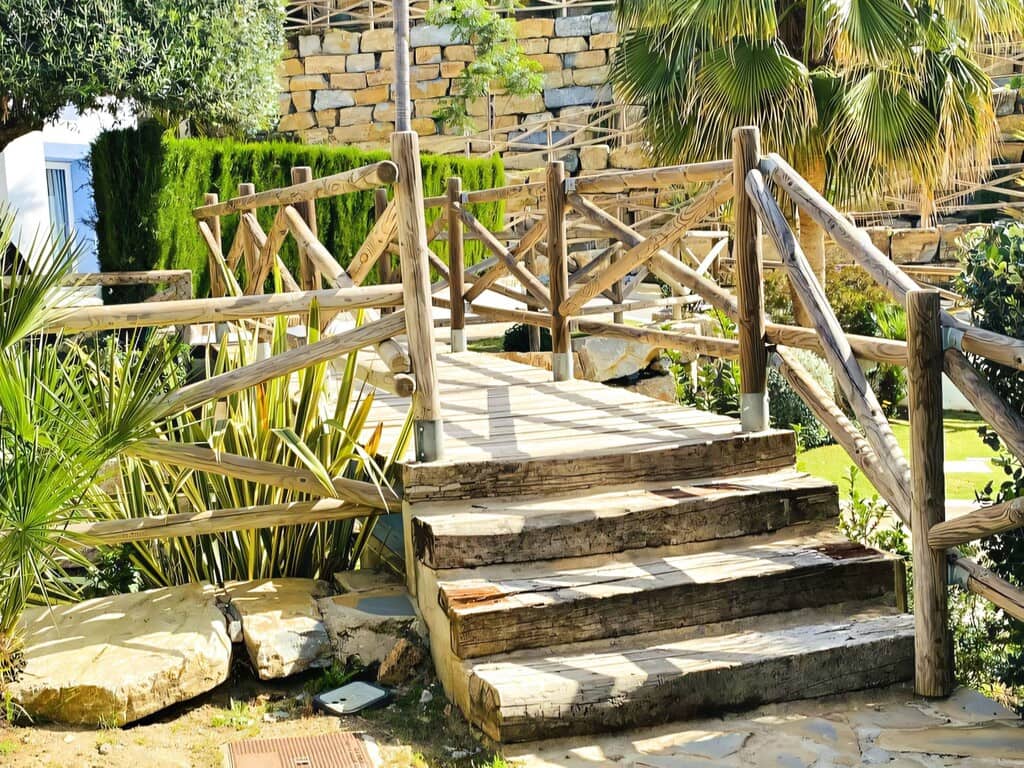 3 bedroom Apartment for sale in Benahavis with pool garage - € 619,000 (Ref: 9806203)