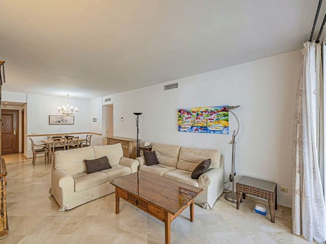 3 sypialnia Apartament na sprzedaż w New Golden Mile, Estepona z basenem garażem - 715 000 € (Ref: 9807771)