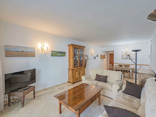 3 sypialnia Apartament na sprzedaż w New Golden Mile, Estepona z basenem garażem - 715 000 € (Ref: 9807771)