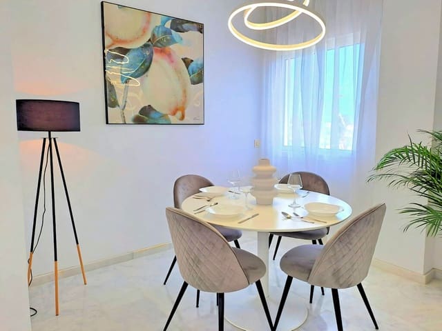 2 chambre Appartement à vendre à Estepona avec piscine garage - 320 000 € (Ref: 9807772)