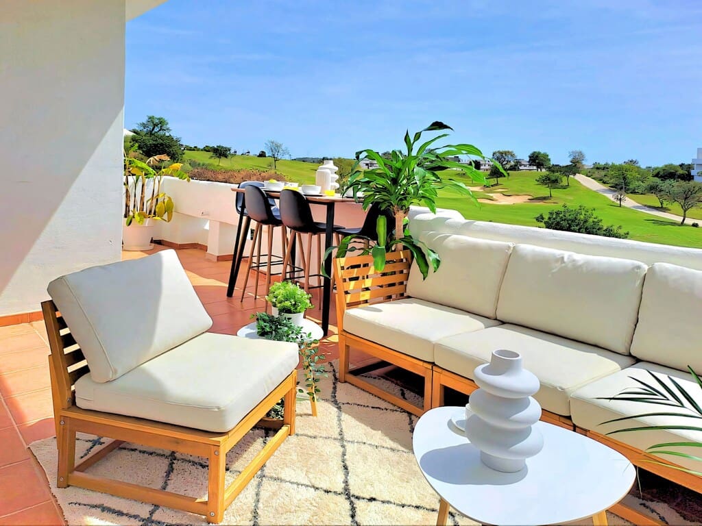 2 chambre Appartement à vendre à Estepona avec piscine garage - 320 000 € (Ref: 9807772)